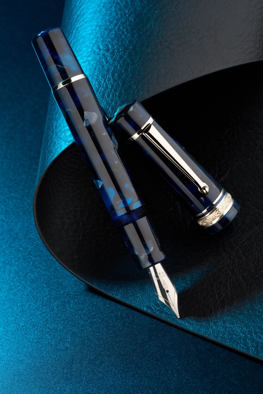 Delta Reservoir 2.0 Blue/Grey mother-of-pearl material, Numbered Edition Fine Nib