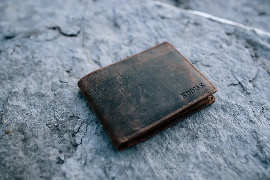 Kodiak Leather Large RFID Bifold Wallet Dark Walnut