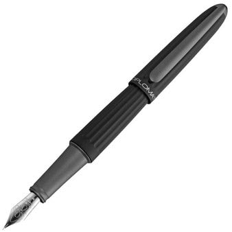 Diplomat Aero Fountain Pen Black, fine 14K bi-color nib