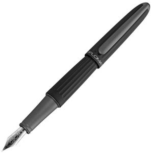 Diplomat Aero Fountain Pen Black, fine Stainless Steel nib
