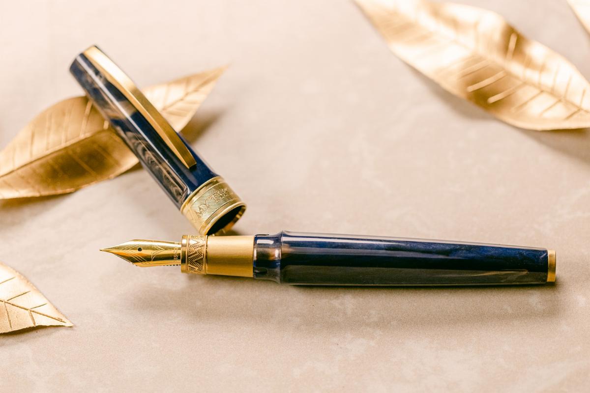 *Mirage Mythos Zeus Fountain Pen by Visconti